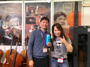 Music China 2018 佳典提琴展位與參觀來賓